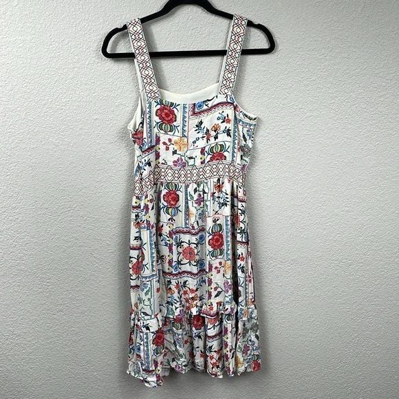 Ella Moon Lindsey Embroidered Floral Dress Faux Cross Stitch Vacation Europe S - Picture 5 of 14